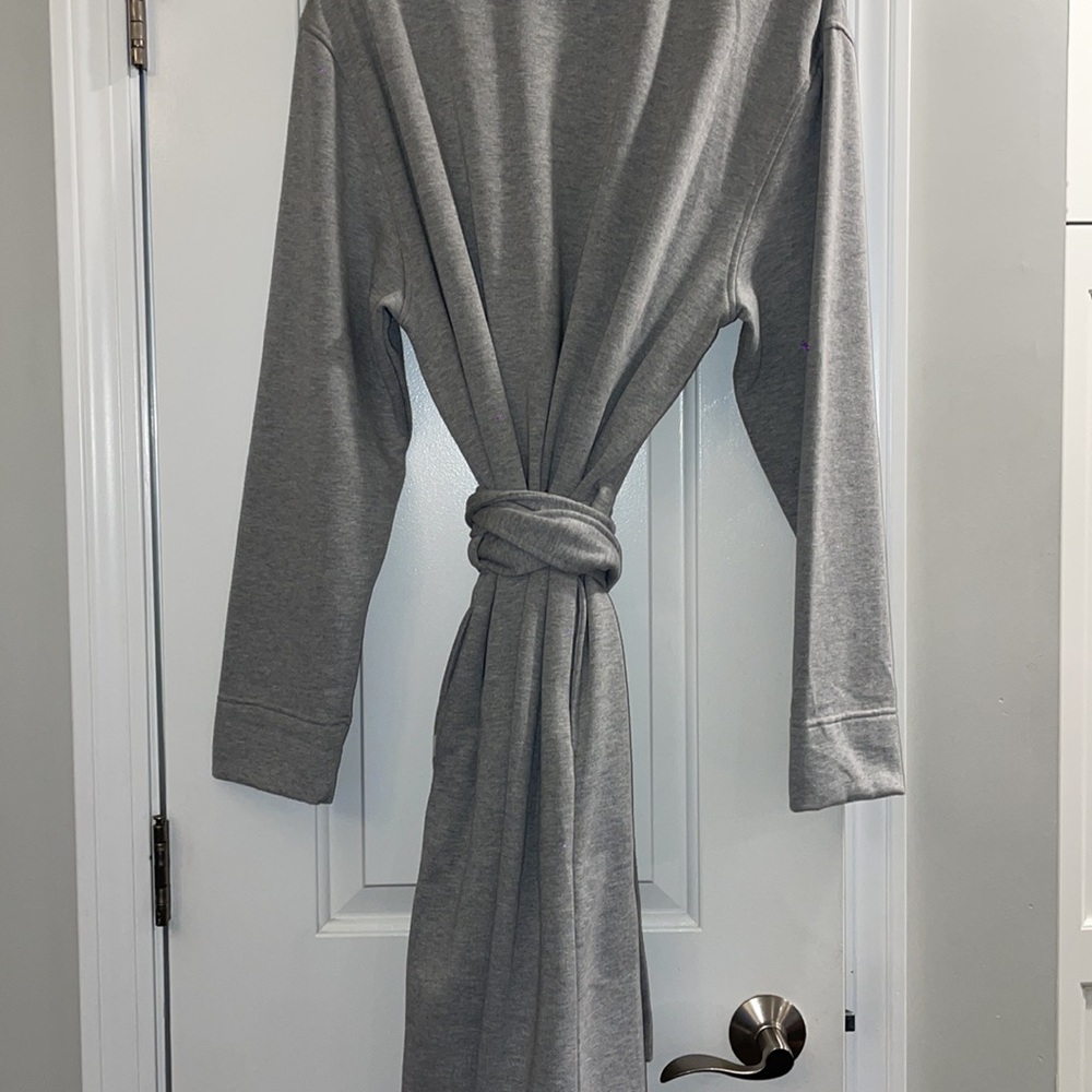 UGG ALVIN ROBE - Picture 6 of 6